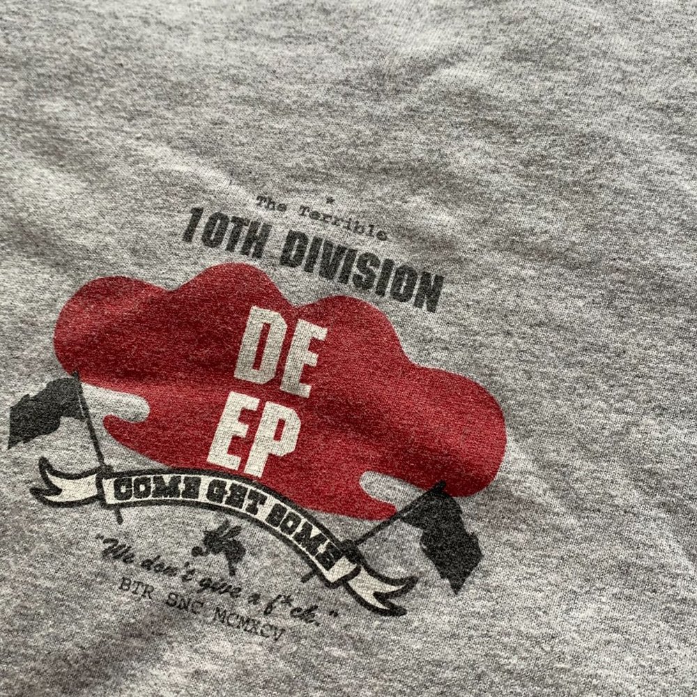 10.Deep W.D.G.A.F. Vintage Streetwear T-shirt - Picture 3 of 4